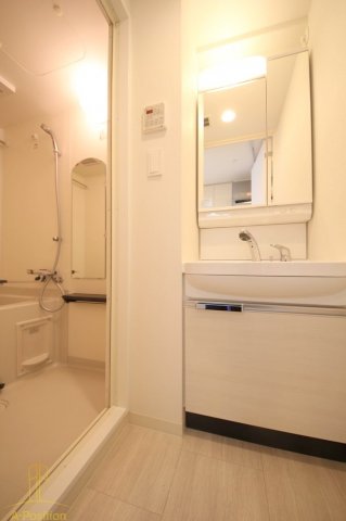 洗面設備　アドバンス大阪セレーノ