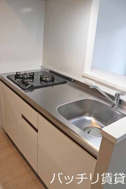 キッチン　＊画像は別部屋の為イメージ、現状優先致します