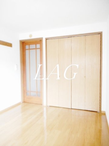 居室・リビング　洋室のお部屋です。