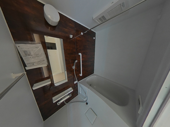 バス・シャワールーム　※別部屋の写真です