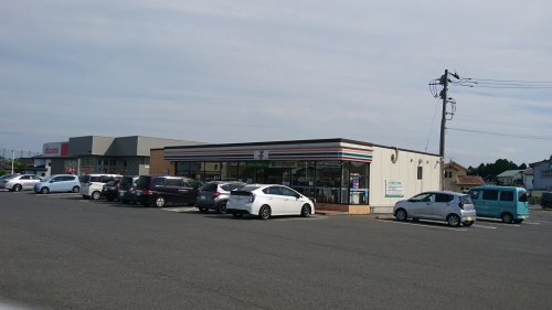 コンビニ　セブンイレブン　常陸大宮石沢店（コンビニ）まで324m