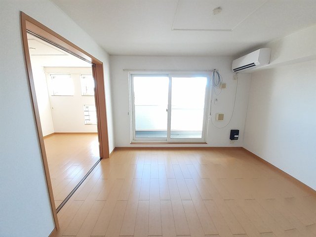 居室・リビング　おしゃれな居間です