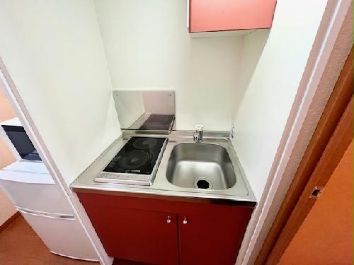 キッチン　設備・使用は号室により異なる為、現状を優先いたします。