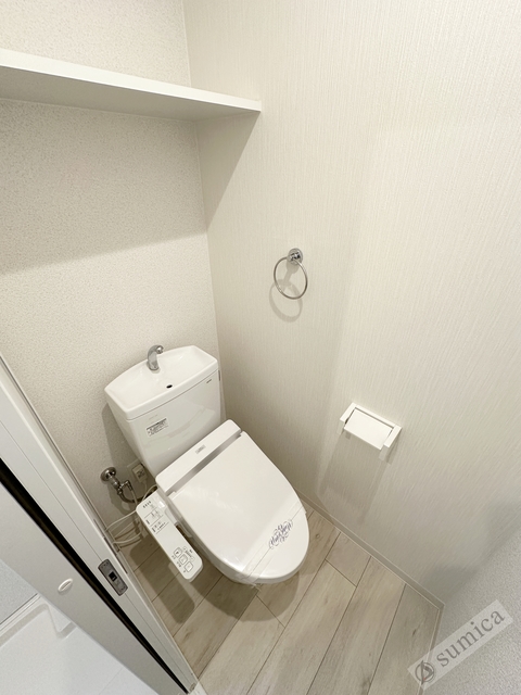 トイレ　温水洗浄便座付き♪♪