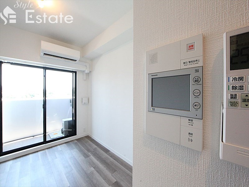 セキュリティ　モニター付きインターホン