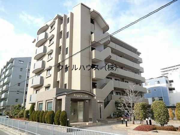 建物外観　エレベーターあり！