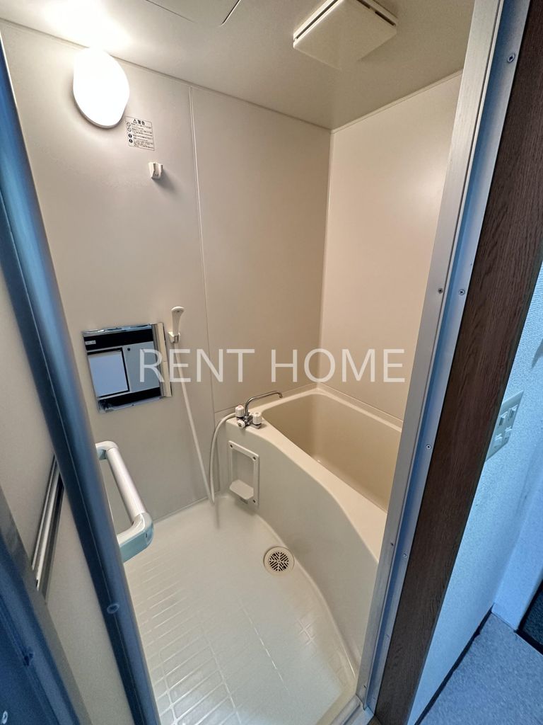 バス・シャワールーム　バスルームです。