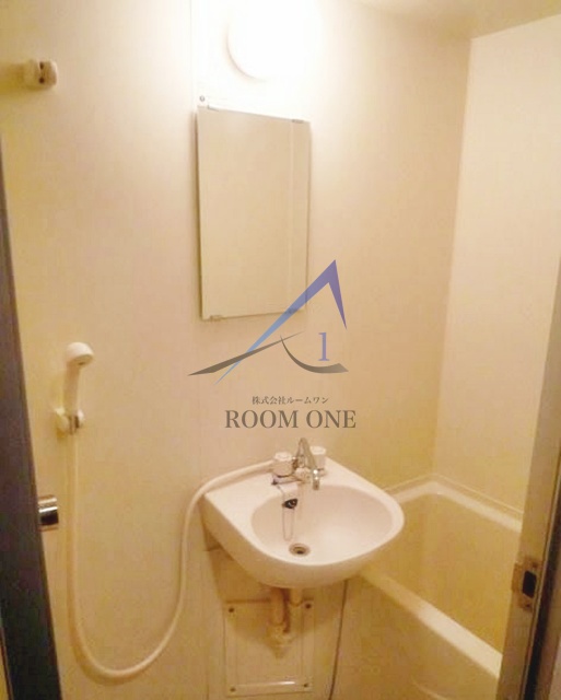 バス・シャワールーム　お風呂です。