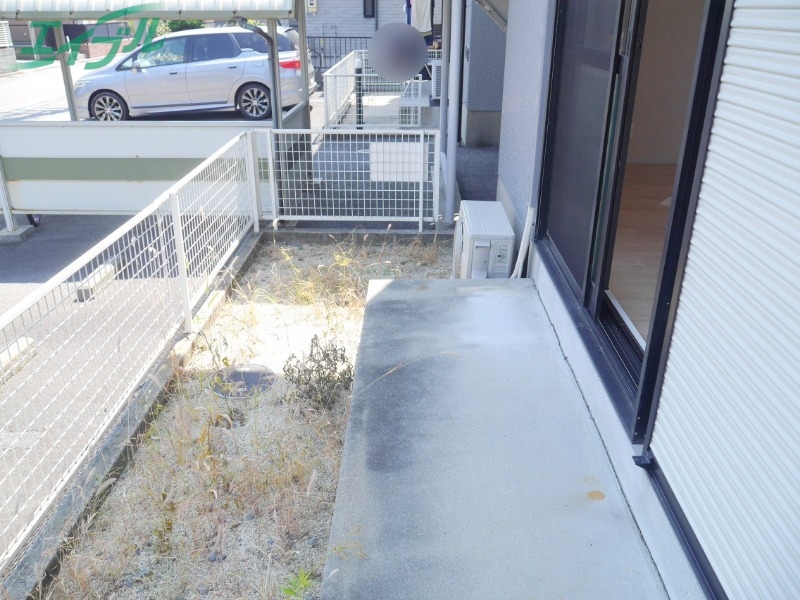 バルコニー　同型参考写真