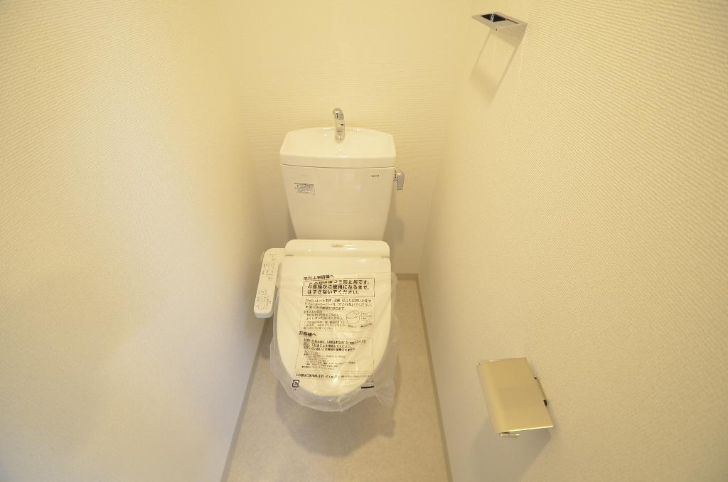 トイレ　シャワー付トイレ