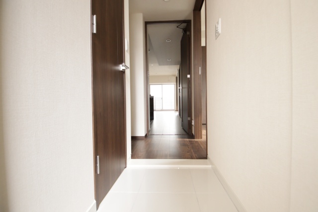 玄関　※別室の参考写真の為、現況優先です。