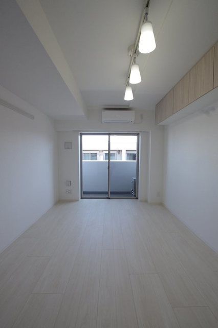 居室・リビング　内装・設備