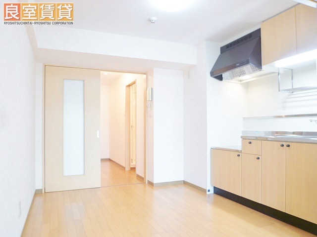 居室・リビング　同型タイプの別のお部屋の写真です