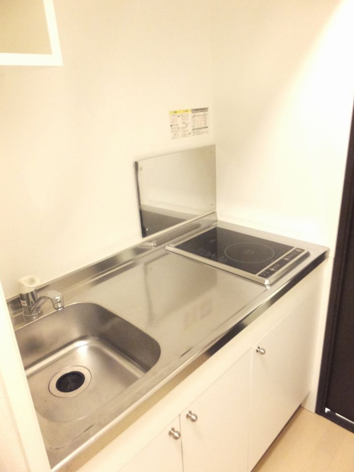 キッチン　作業スペースを広くとってあります。