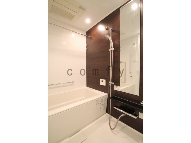 バス・シャワールーム　追炊き機能浴室乾燥機付きバス