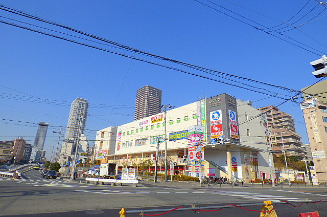 ドラックストア　スギ薬局（ドラッグストア）まで500m