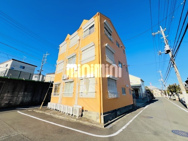 建物外観　日当たり良好。