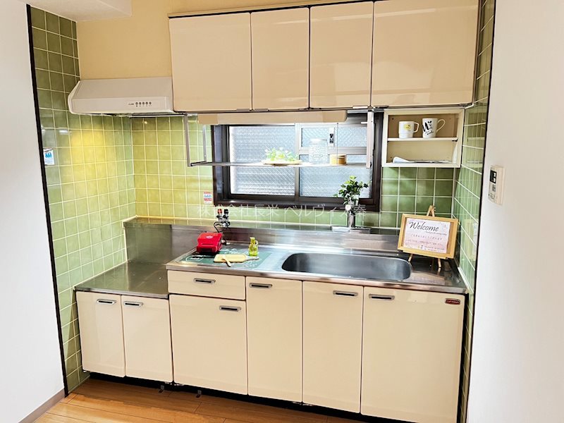 キッチン　※同タイプ・別号室の写真です★（実際のお部屋とは異なります）