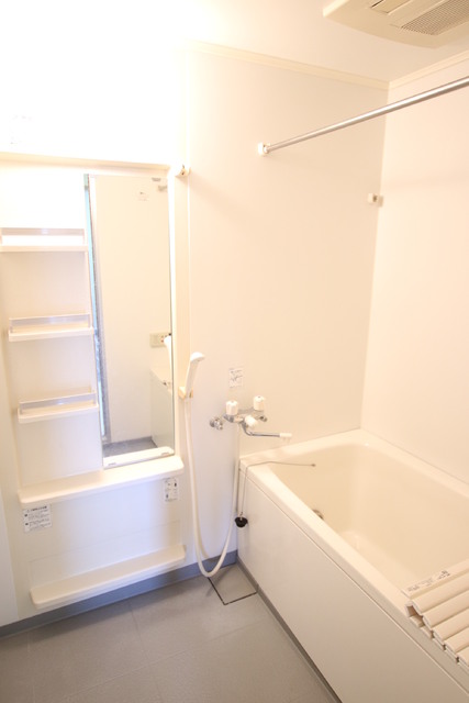 バス・シャワールーム　バスルーム♪