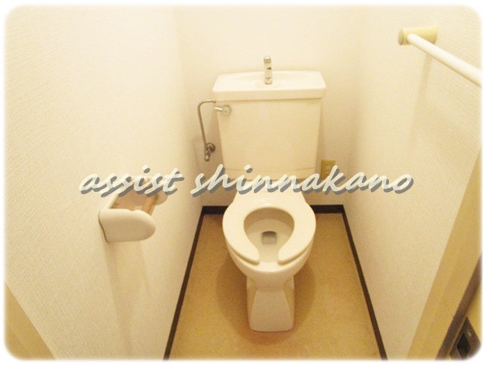 トイレ　別号室の参考写真です