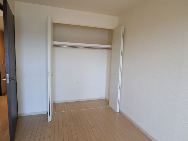 収納　※別の部屋の写真です