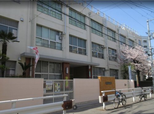 小学校　大阪市立九条北小学校（小学校）まで418m