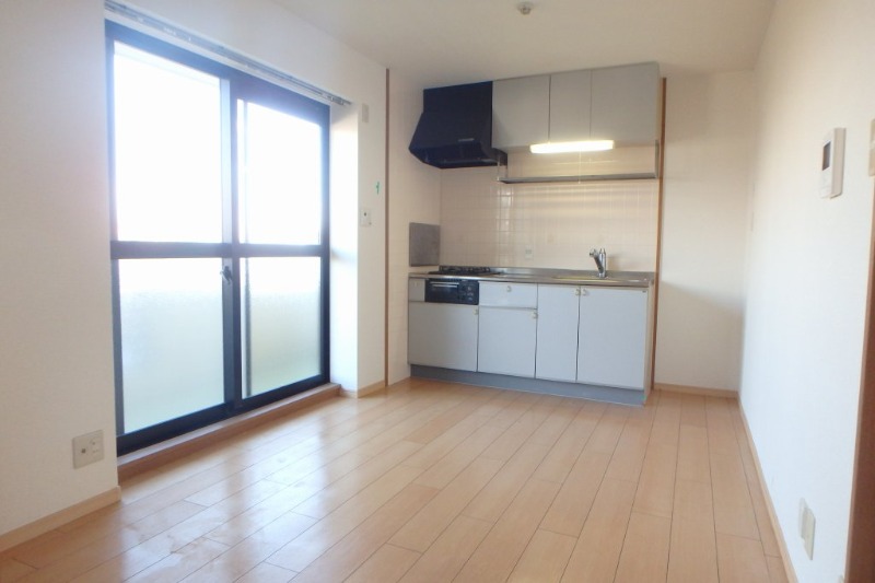 居室・リビング　同間取　別号室