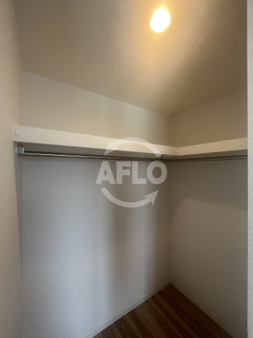 収納　ウォークインクローゼット