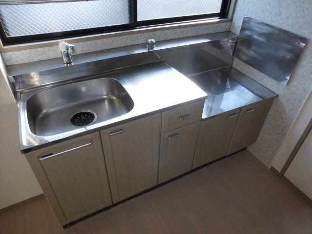 キッチン　同仕様タイプの写真です。