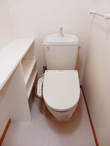 トイレ　コンパクトで使いやすいトイレです