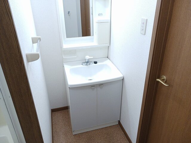 洗面設備　忙しい朝には欠かせない洗面所です