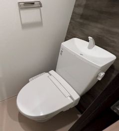 トイレ　ゆったりとした空間のトイレです