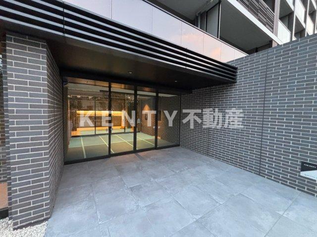 エントランス　清潔なエントランスです