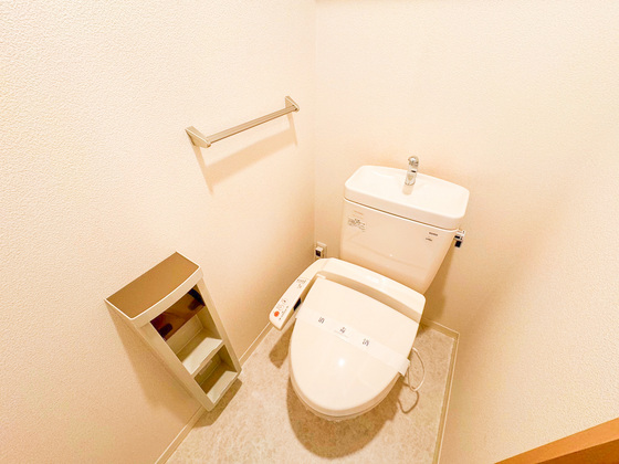 トイレ　※別部屋の写真です