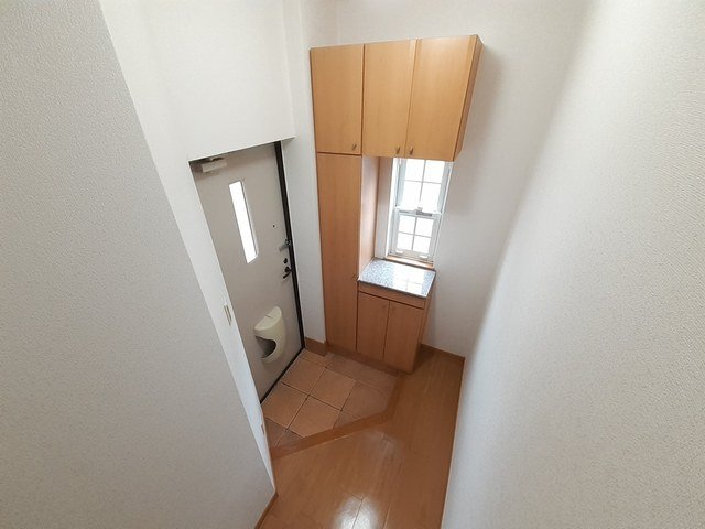 玄関　落ち着いた玄関です