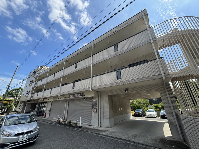 建物外観　ポリアンサローズ
