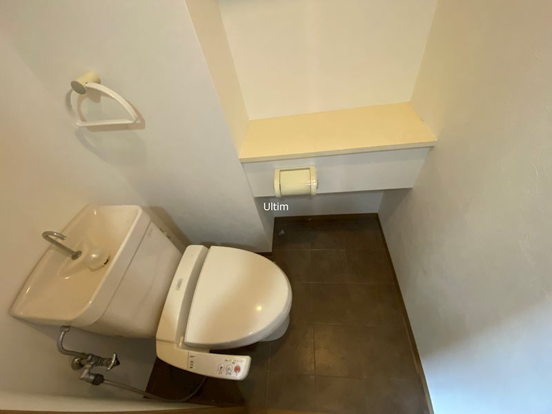 トイレ　※他のお部屋です、ご参考までに