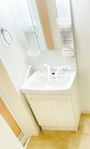 洗面設備　独立洗面台です。