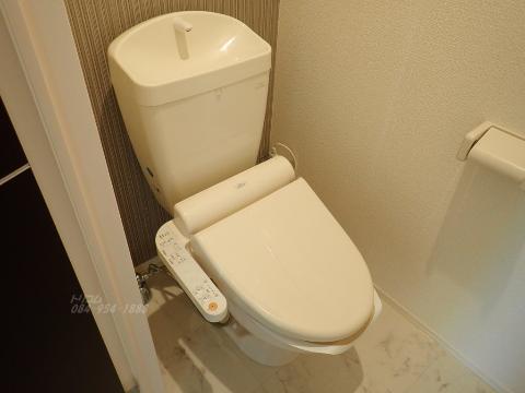 トイレ　シャワー付トイレ