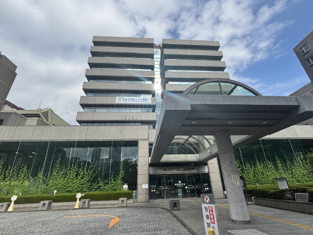 役所　港区役所（役所）まで862m