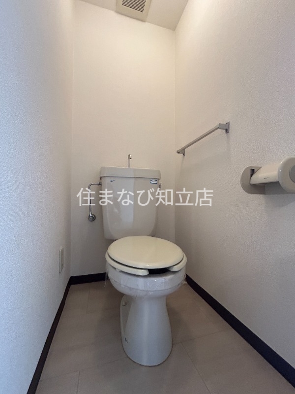 トイレ　同型タイプ