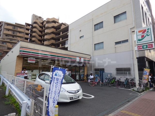 コンビニ　セブンイレブン江東亀戸7丁目東店（コンビニ）まで330m