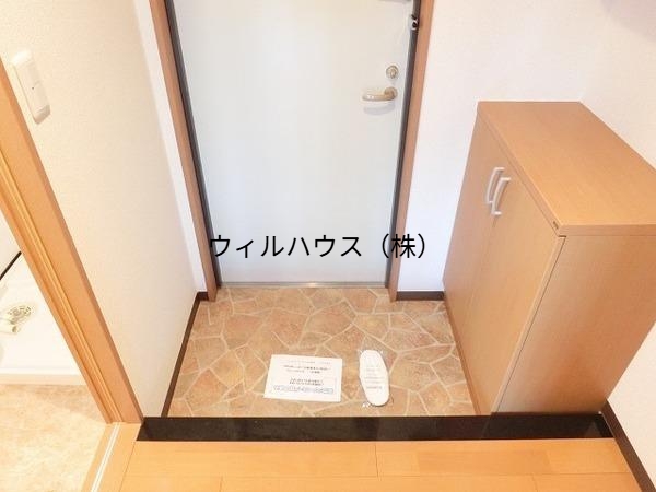 玄関　シューズボックスあり！