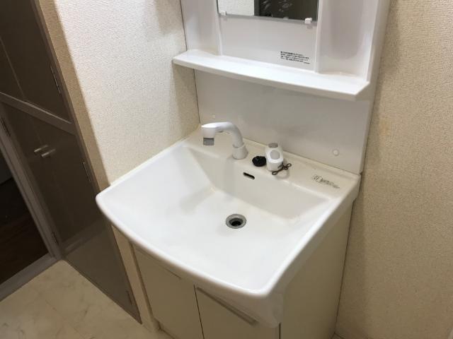 洗面設備　洗髪洗面化粧台