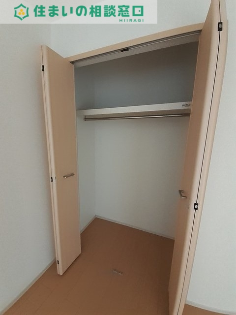 収納　同型