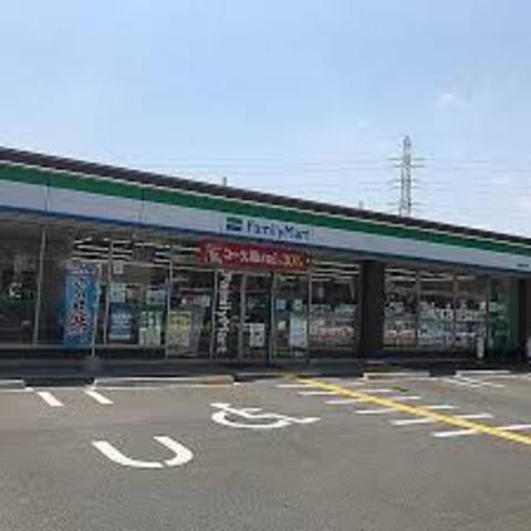 コンビニ　ファミリーマート　赤穂新田（コンビニ）まで702m