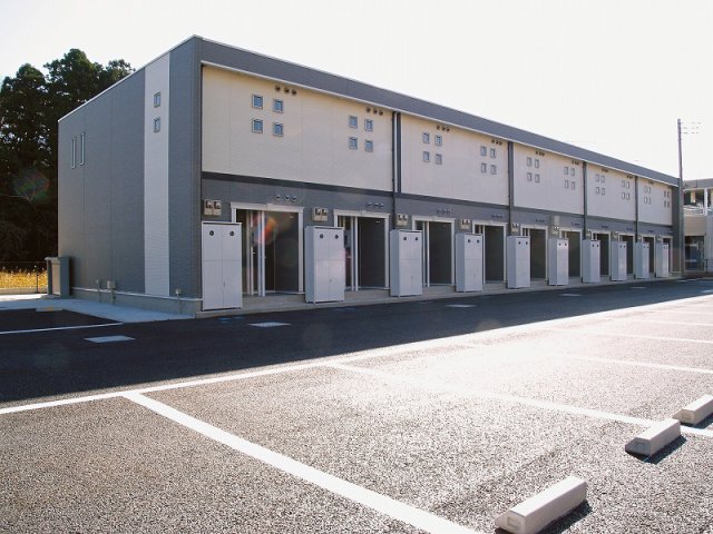 建物外観　外観は落ち着いています