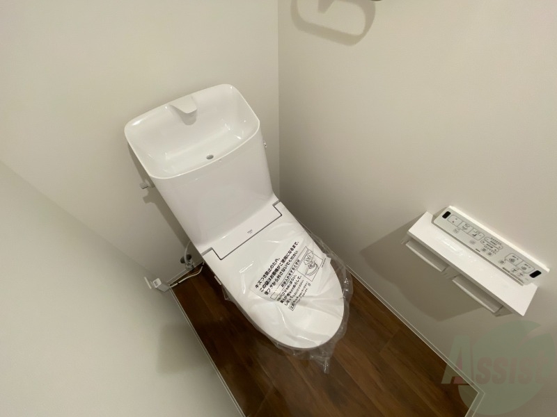 トイレ　シャワートイレになっているので快適です！