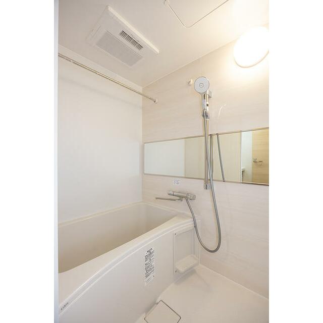 バス・シャワールーム　※写真は同タイプ住戸です。