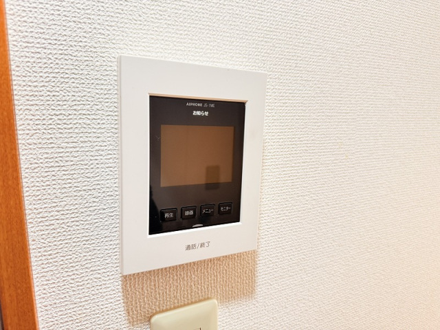 セキュリティ　モニター付きインターホン
